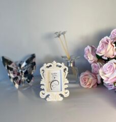 'Avangart Beyaz Özel Tasarım Çerçeve